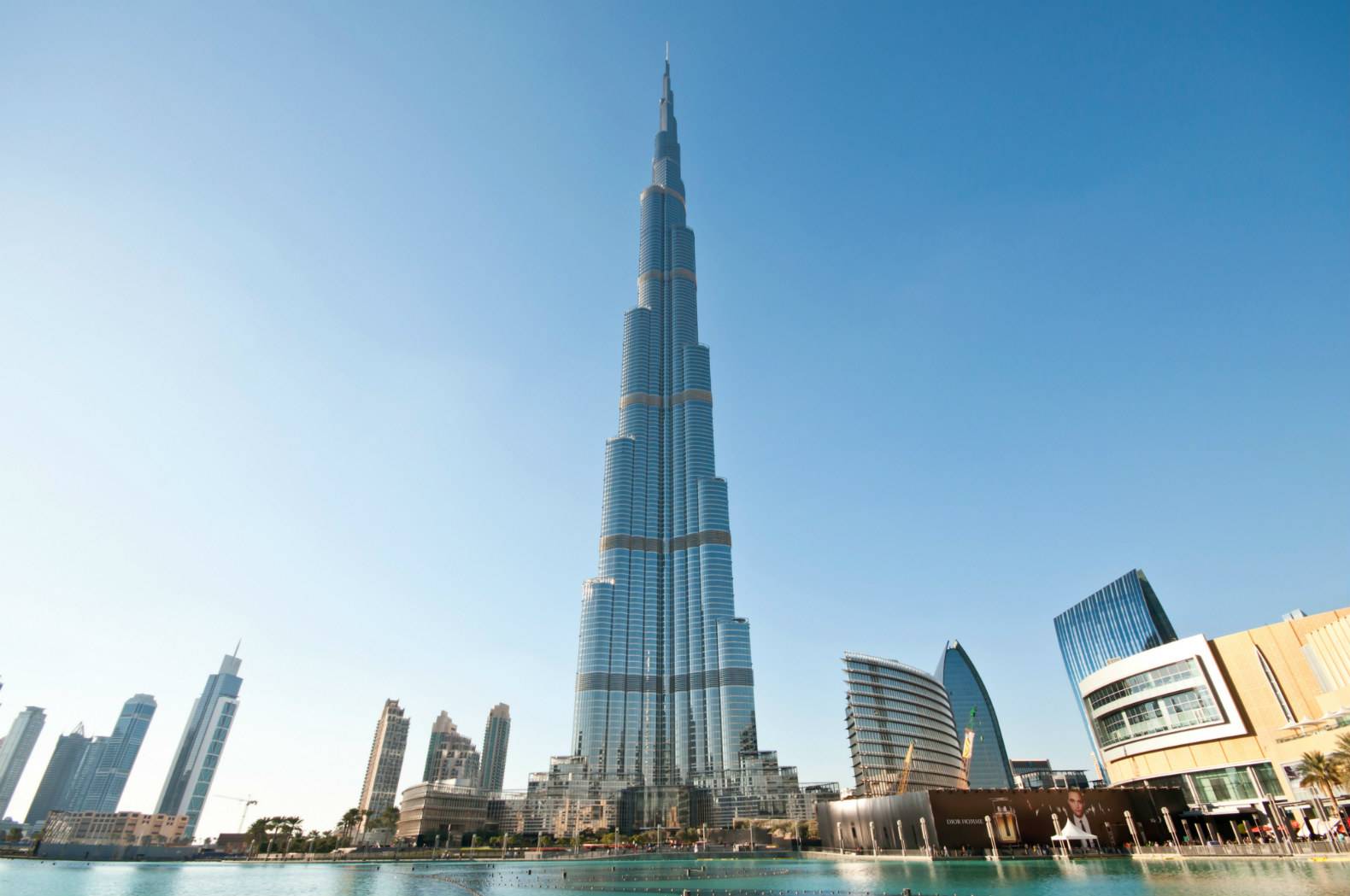 Smith and Gill Model the World’s Tallest Commercial Tower: Burj 2020 - Hoe Hoog Is Het Grootste Gebouw Ter Wereld