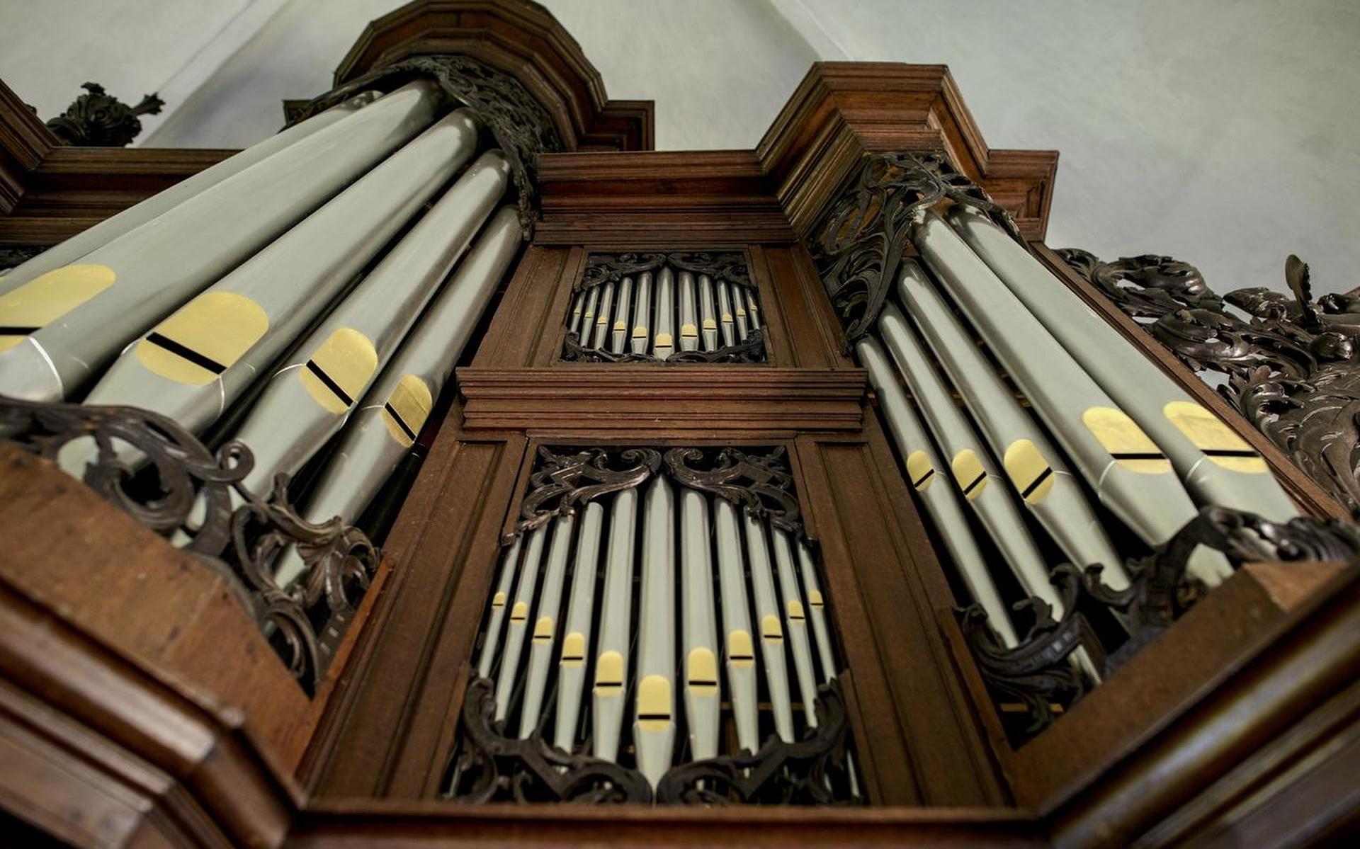 Spelen in de orgeltuin van Uithuizen - Dagblad van het Noorden - De Eerste Keer Orgel In Kerkdienst Spelen