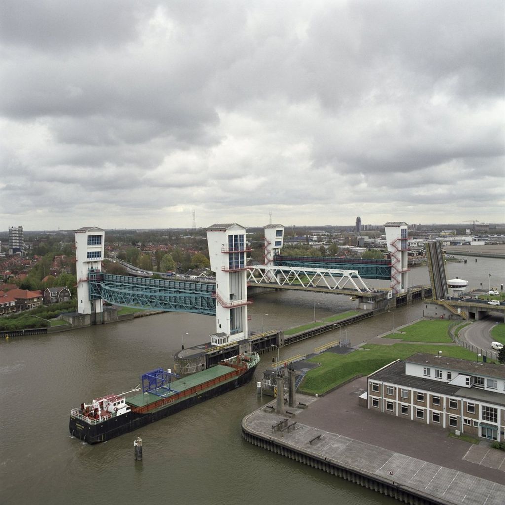 Stormvloedkering Hollandsche IJssel | Stormvloedkering, Holland, Rotterdam - Stormvloedkering Krimpen Aan Den Ijssel Dicht