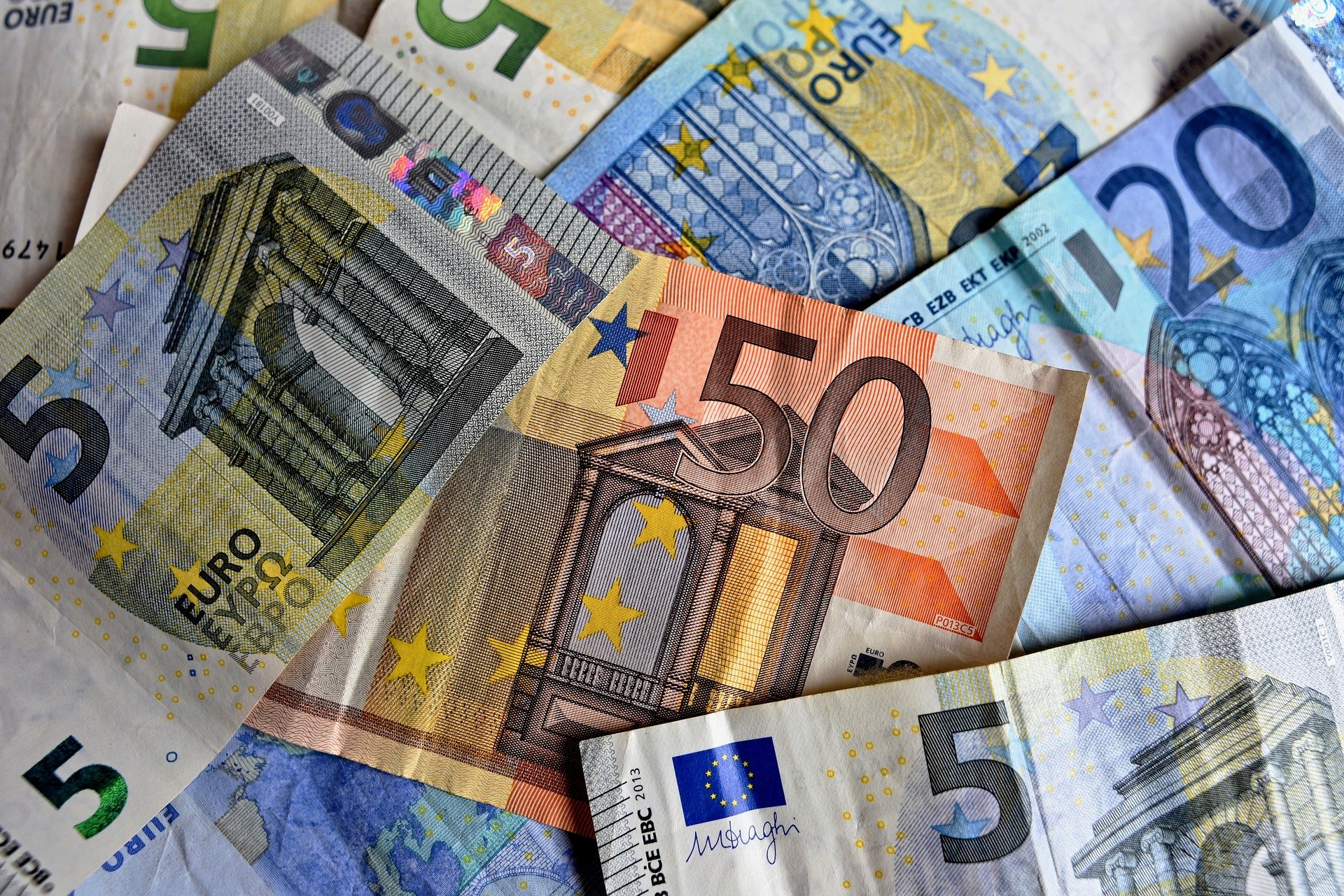 Straattaal voor geld: wat wordt er bedoeld met barkie en donnie - Wat Wordt Er Bedoeld Met