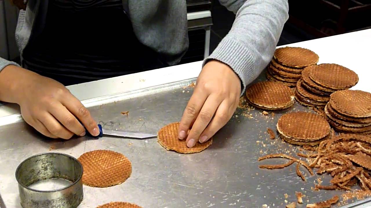 Stroopwafels - YouTube - Wat Zit Er In Een Stroopwafel