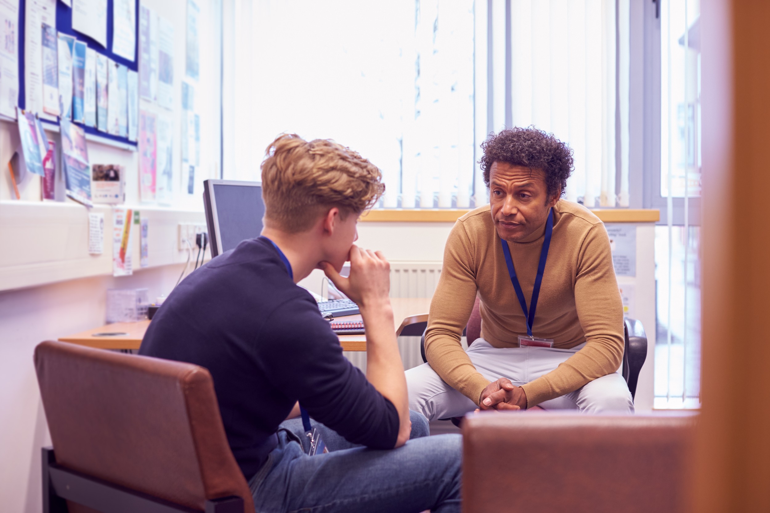 Swindon Talking Therapies :: Avon and Wiltshire Mental Health - Inventariseert De Vraag Naar Sociaal Werk