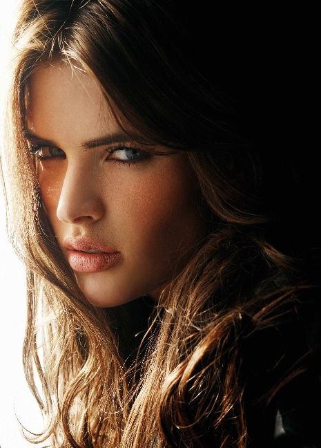 Sylvia Geersen | Dutch hair, Lovely eyes, Guess models - Sylvia Geersen Hollands Next Top Model 2006