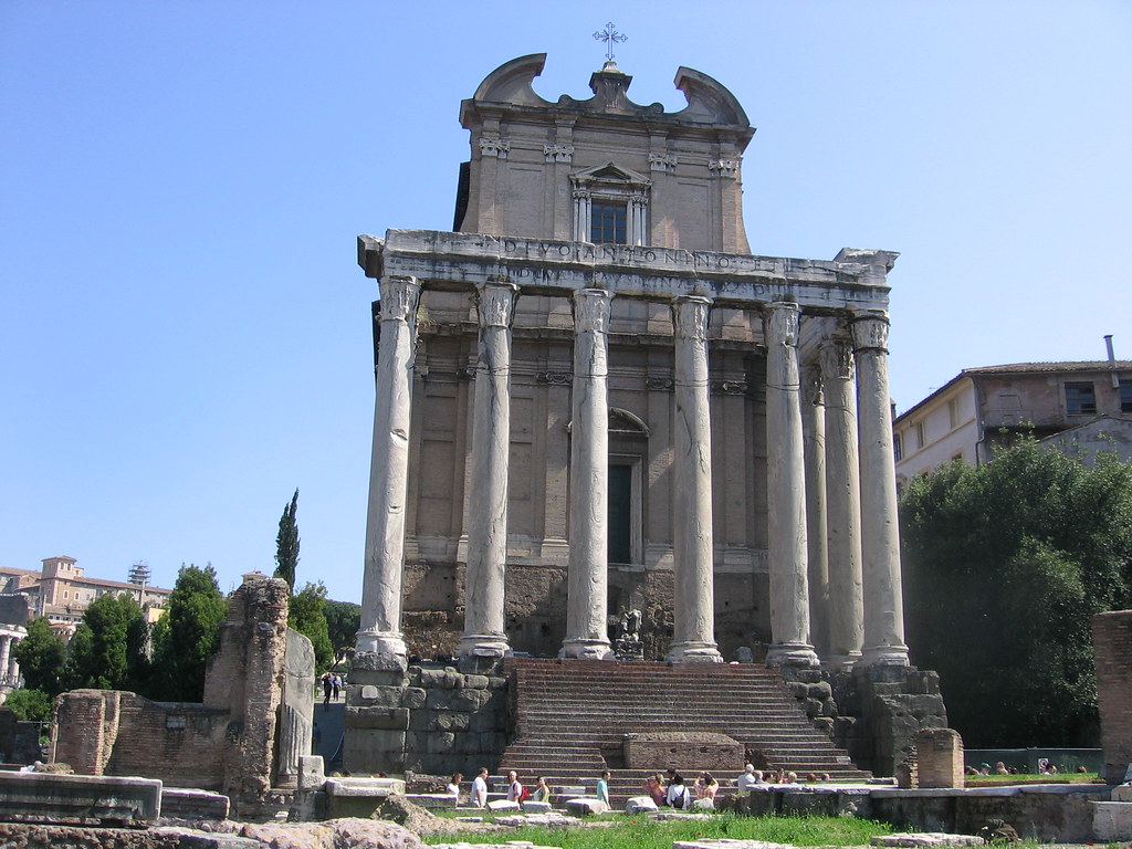 Tempel van Caesar | Op het Forum Romanum | Jelmer Droogsma | Flickr - Hoe Heette Het Openbare Spreekgestoelte Op Het Forum Romanum