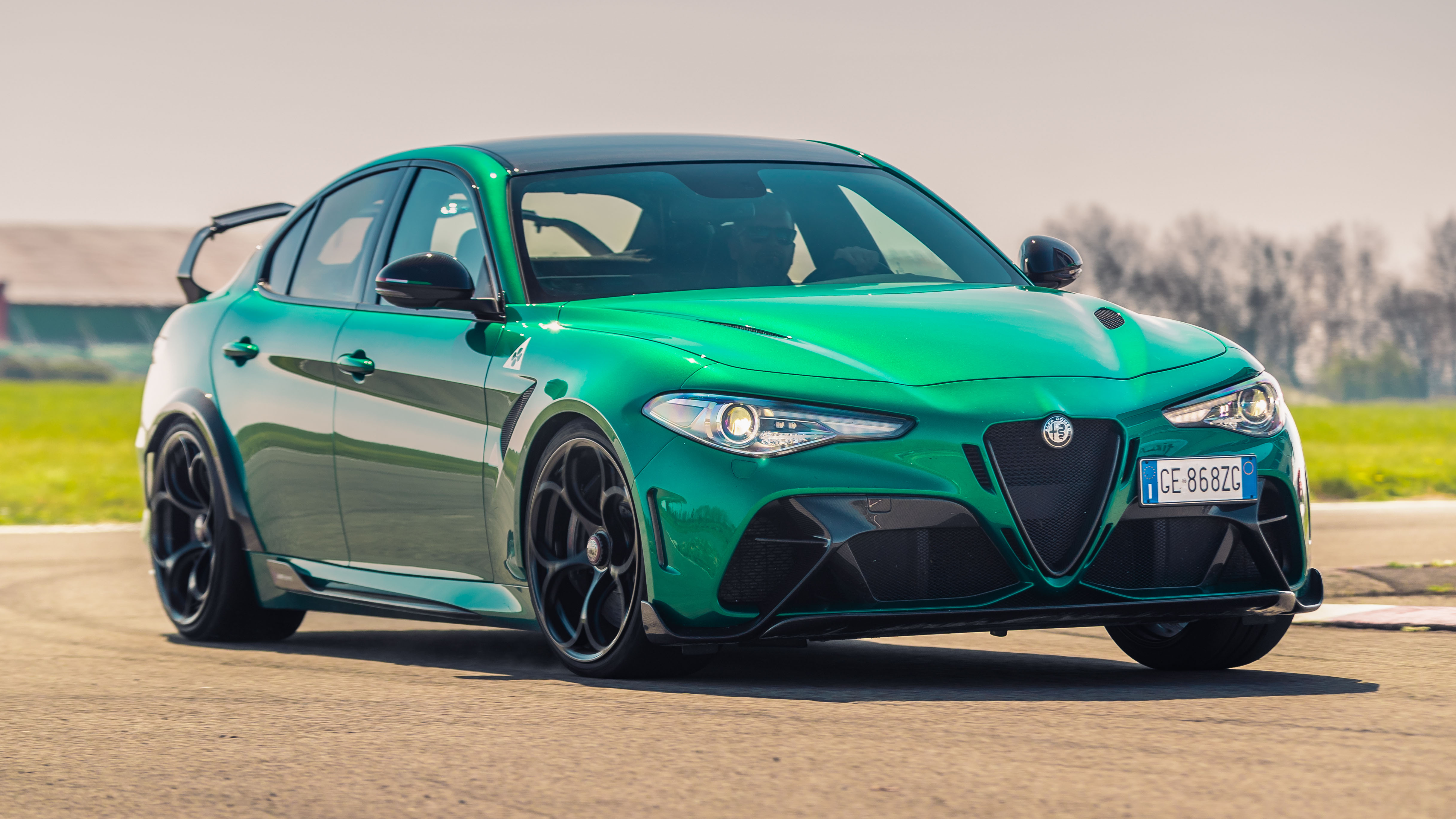 The 2025 Alfa Romeo Giulia Quadrifoglio will be a fully electric 1 - Alfa Beta En Gamma Straling