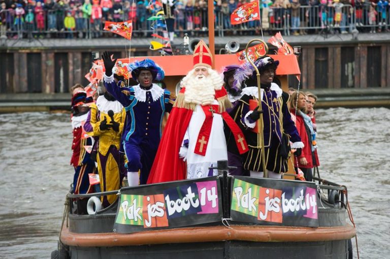 The arrival of Sinterklaas in the Netherlands | Heavenly Holland - Wat Is De Roe Van Sinterklaas