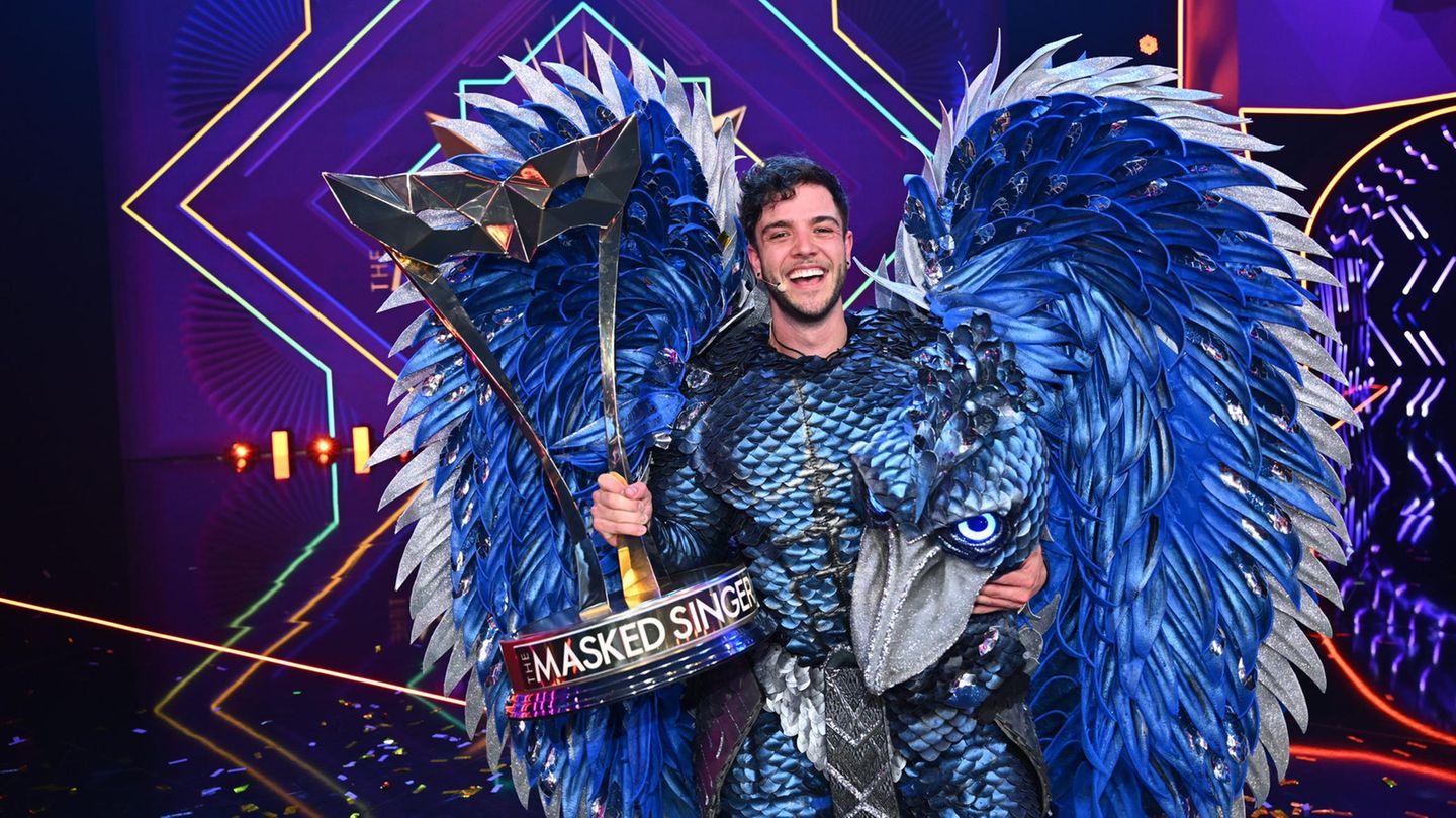 The Masked Singer - GlynnArafat - Wie Zat Er In De Masked Singer