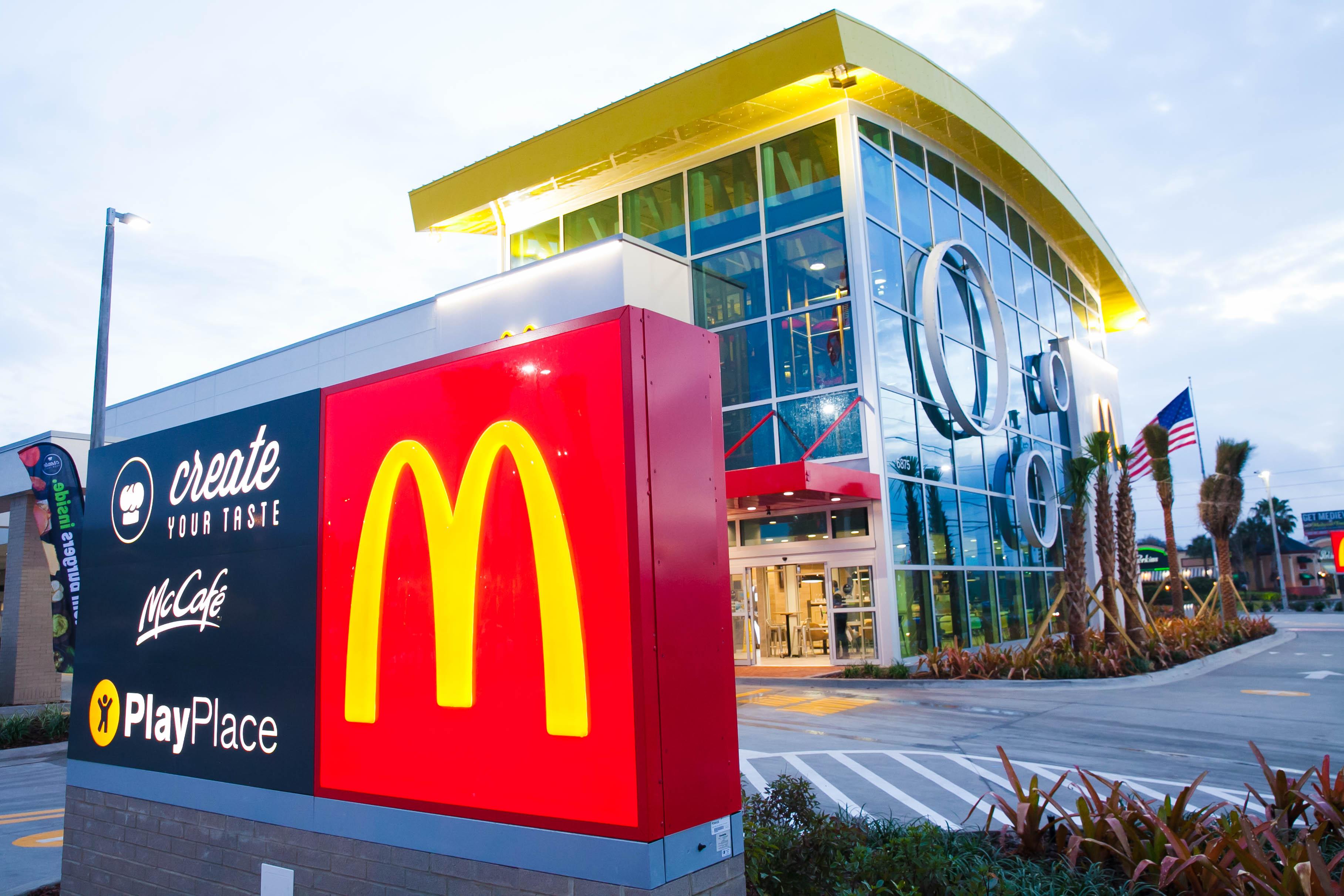 The World's Largest McDonald's Is Located In Orlando, Florida - Hoeveel Mc Donalds In De Wereld