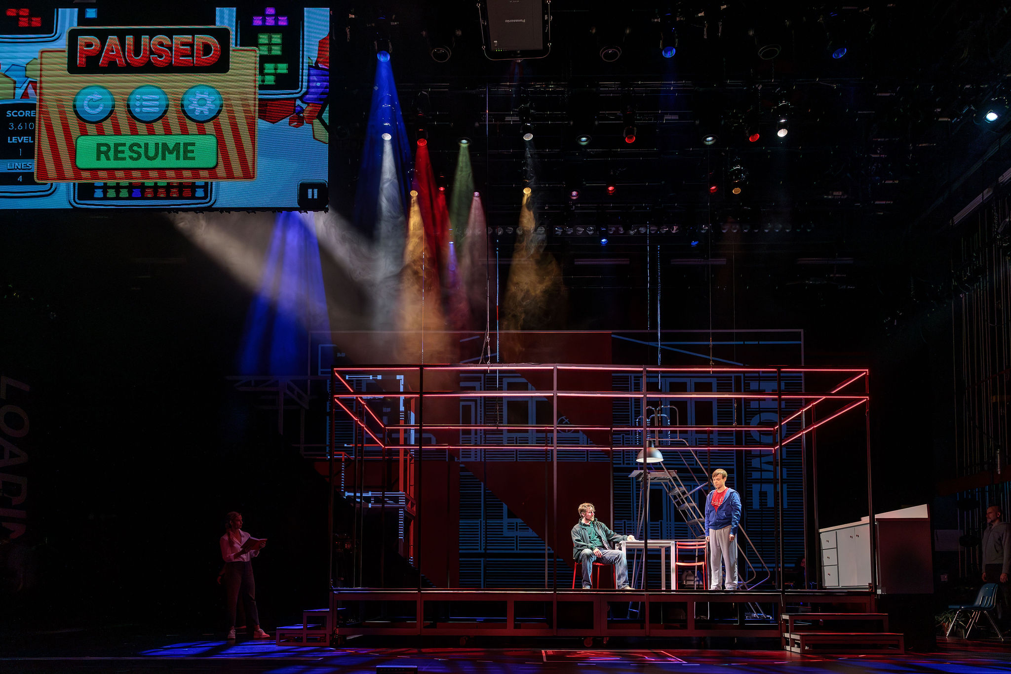 Theater Review: THE CURIOUS INCIDENT OF THE DOG IN THE NIGHT-TIME (CCAE - Curious Incident Of The Dog
