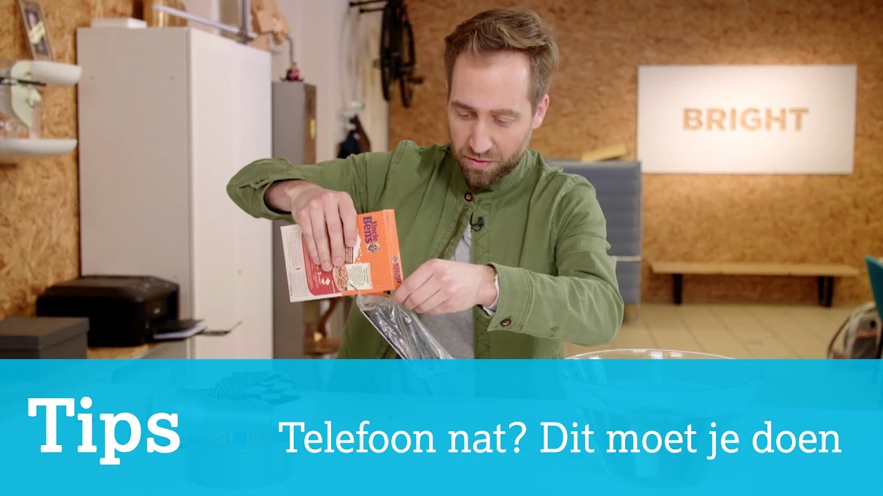 Tips: wat moet je doen als je telefoon nat is geworden? - YouTube - Mag Je Op Je Telefoon In Het Vliegtuig