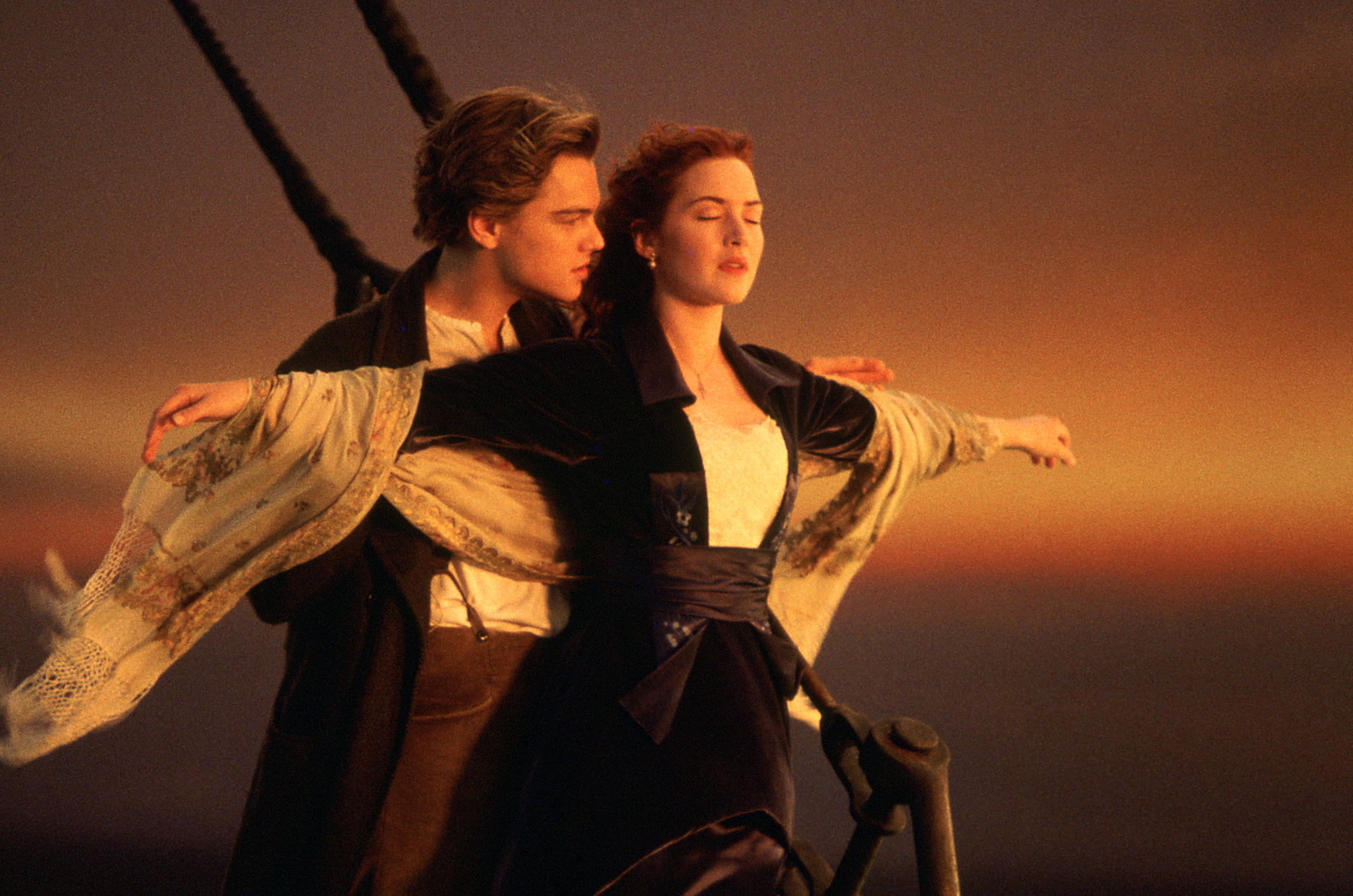 Titanic 1997, directed by James Cameron | Film review - Waar Kan Je De Titanic Kijken