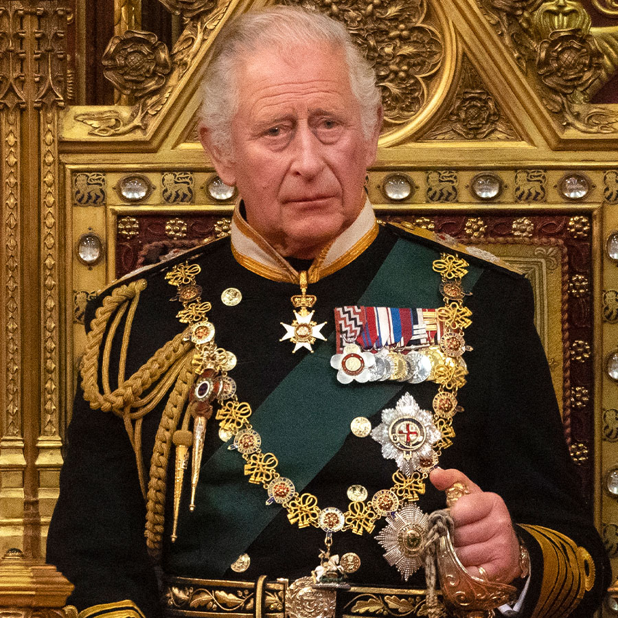 Toby Chandler Headline: King Charles Alter - Charles Den Tex Beste Boek