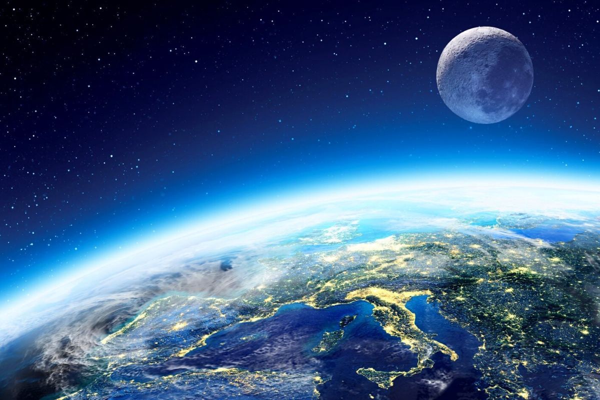 Hoe Ver Is Het Van De Aarde Naar De Maan