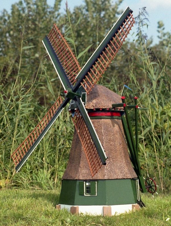 tuinmolen bouwen | Tuin windmolen, Windmolens, Houtsnijwerk patronen - Hoe Draait Een Windmolen In De Windrichting