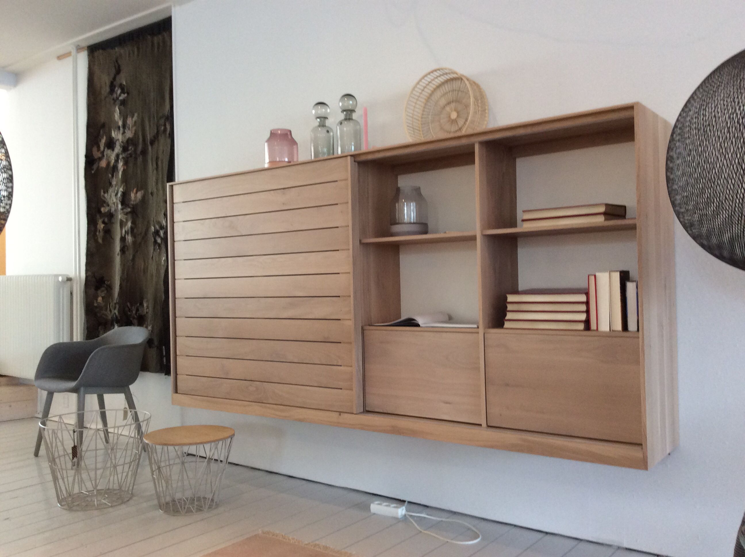 TVmeubel Te bestellen bij Jan de Jong interieur design Leeuwarden - Jan De Jong Leeuwarden