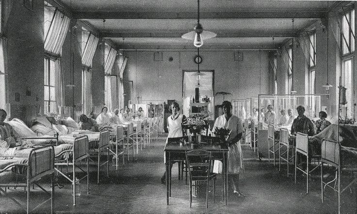 UMCG rond 1900 Dundee City, Auld, People Of The World, Lyon, Family - Geschiedenis Van De Zorg In Nederland