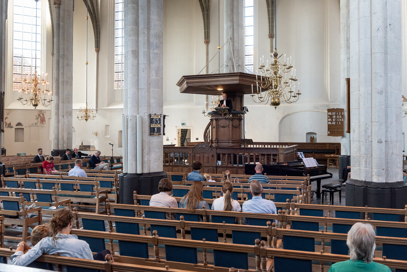 Van 600 naar slechts 30 gelovigen in de kerk: ‘Gods werk en plan gaat - De Roggeberg Kerkdienst