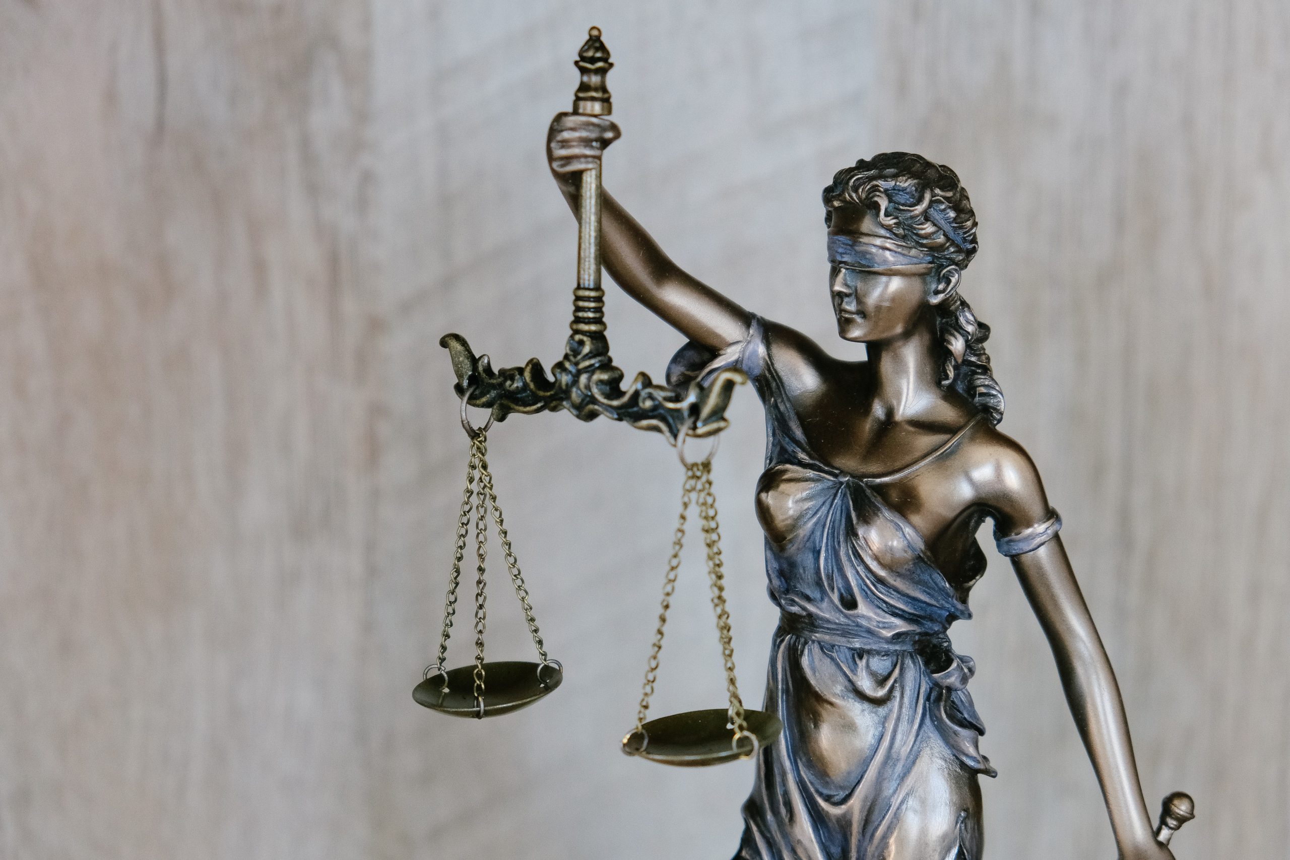 Verdacht van een strafbaar feit: wat nu? - Raedsman - Wat Is Een Strafbaar Feit