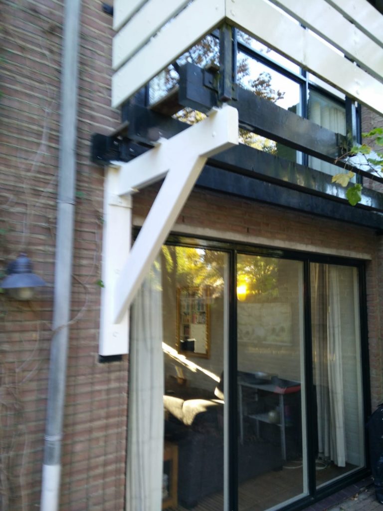 Vervangen houten steunbalken - Het Klikt - Komen Kijken Wegens De Steunbalken
