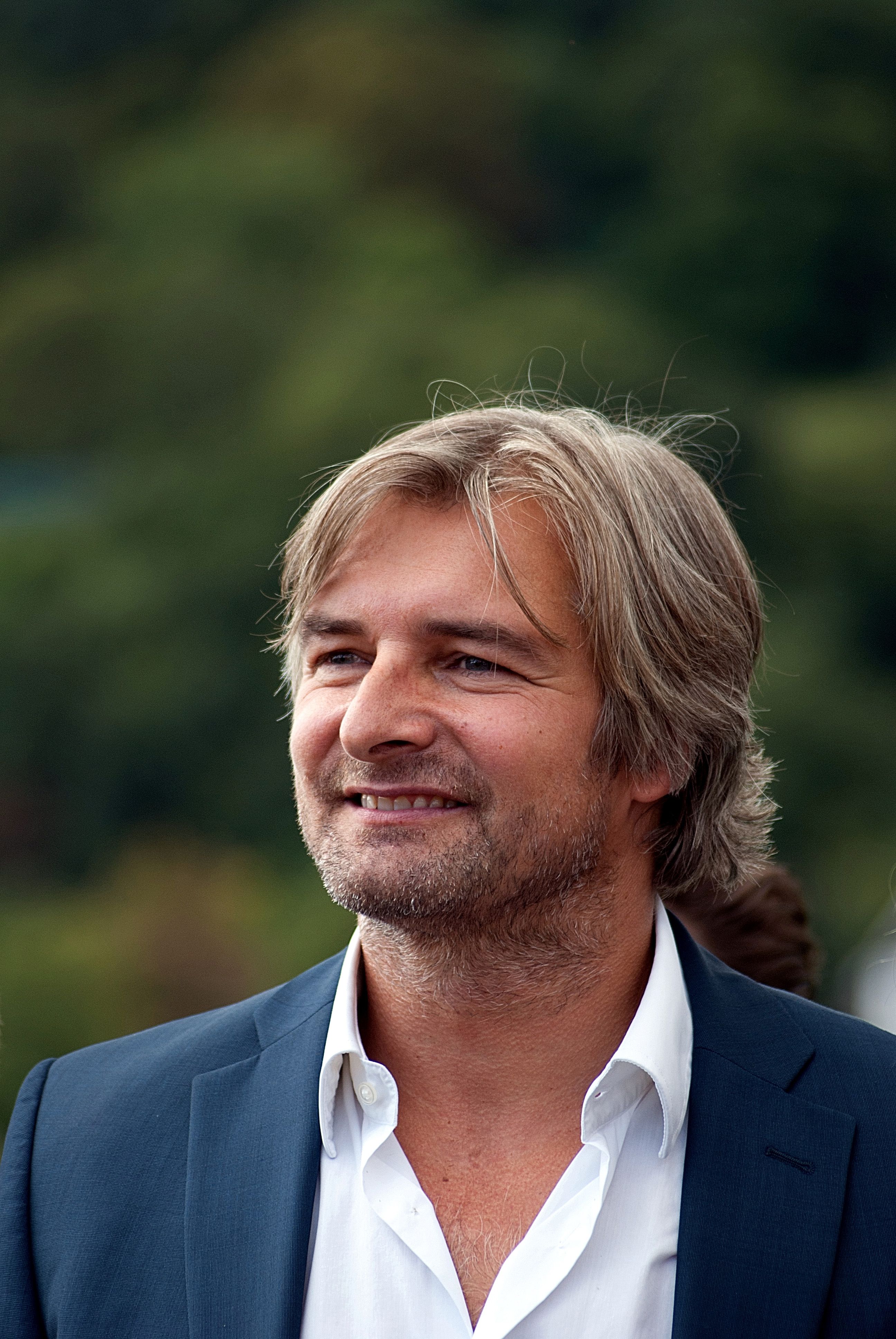 Victor Reinier Nieuwenhuijzen is een Nederlands acteur - Victor Reinier Robin Marie Jane Reinier Nieuwenhuijzen