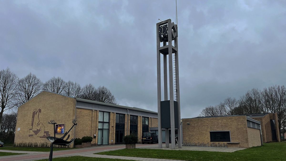 VIDEO: Kerkdienst in de Ferbiningstsjerke in De Westereen - Omrop Fryslân - De Westereen Kerkdiensten