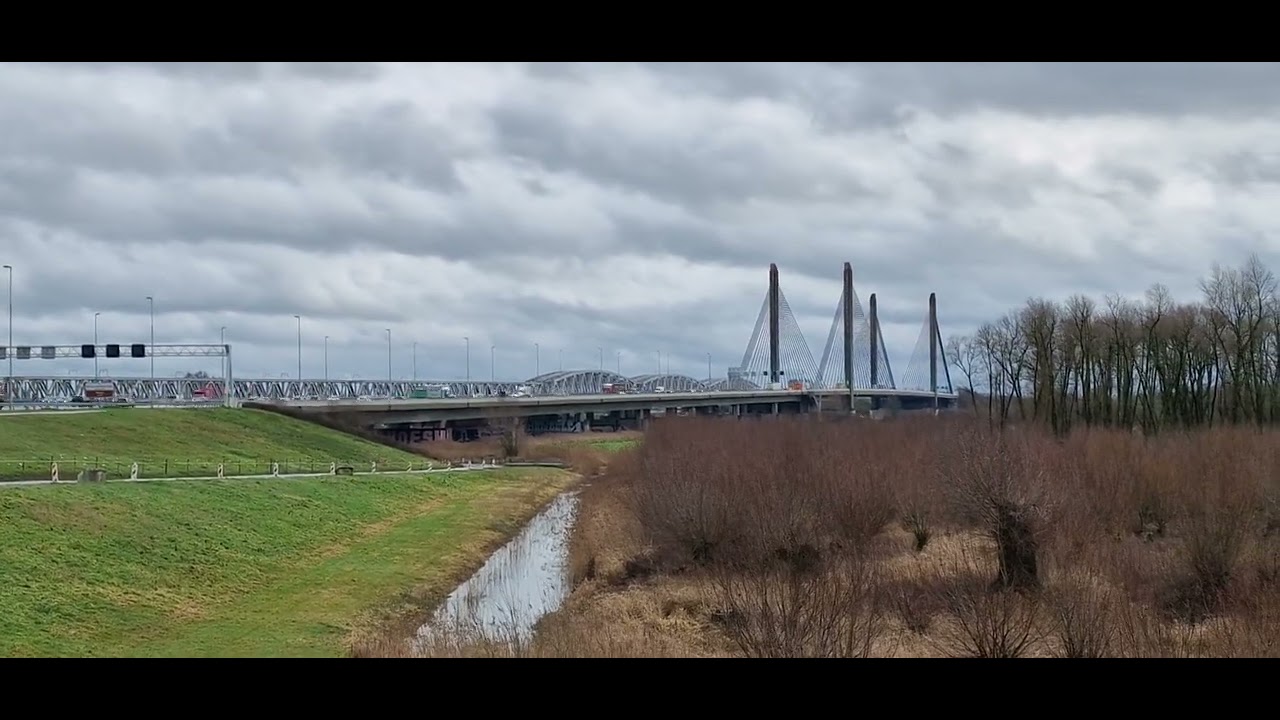 Viewing A2 see trafic over the Martinus Nijhoffbrug - YouTube - Bij Welke Plaats Ligt De Martinus Nijhoffbrug