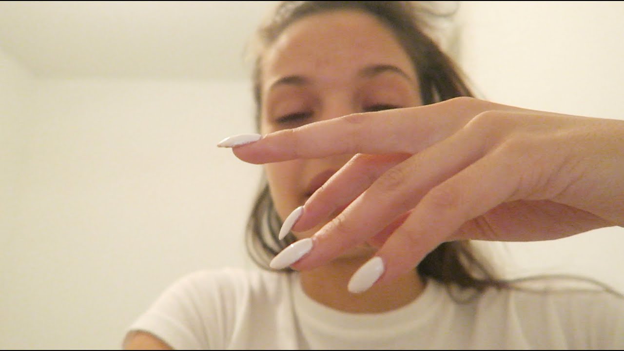 VINGER GEKNEUSD? - MONICAGEUZE VLOG #486 - YouTube - Dooie Vingers Wat Te Doen