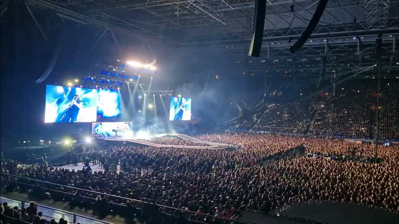 Hoeveel Mensen Passen Er In Gelredome