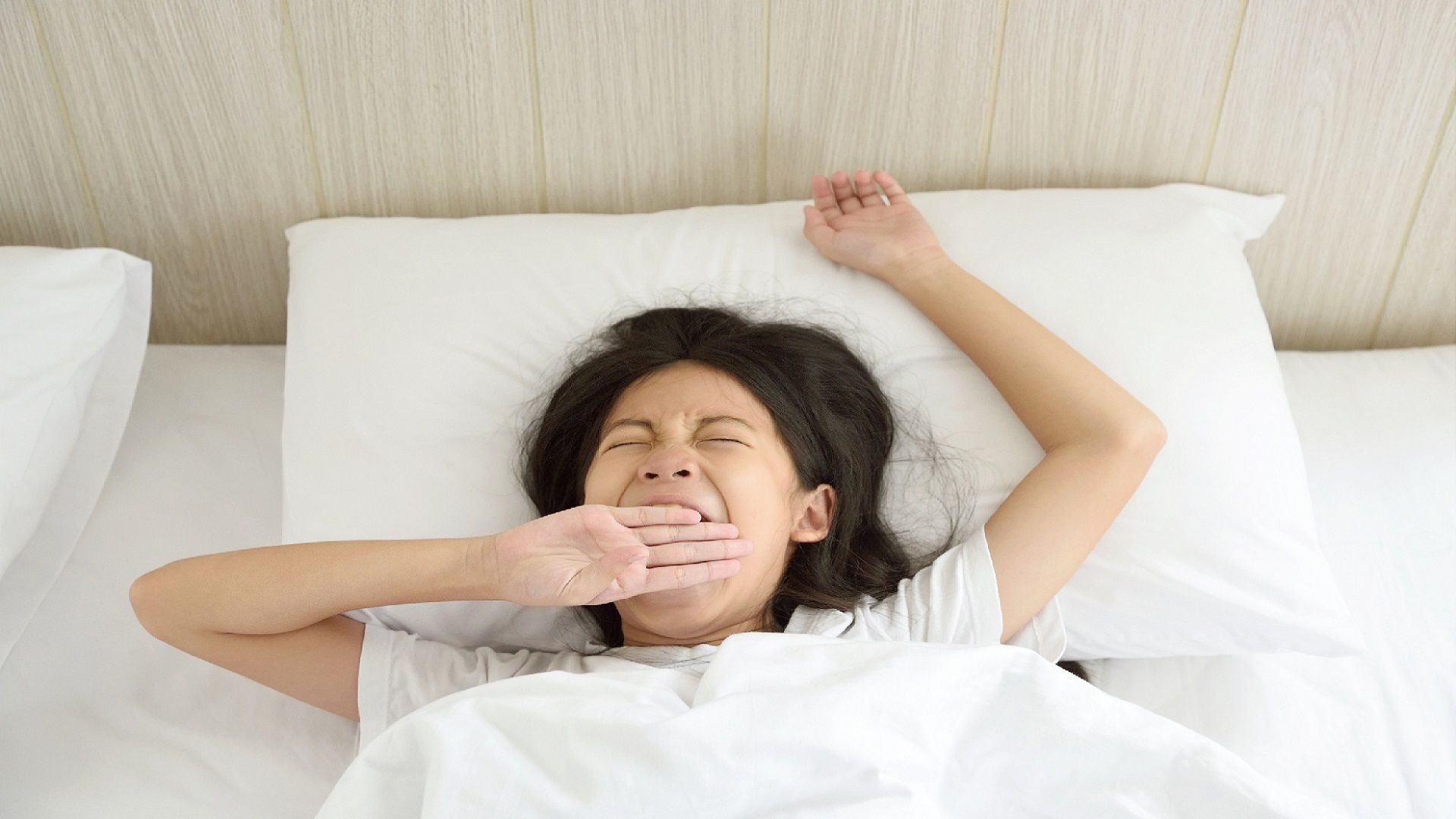 Vroeg opstaan zonder moeite? Lees onze tips! - Smulderstextiel.nl - Lig Wakker In Me Bed