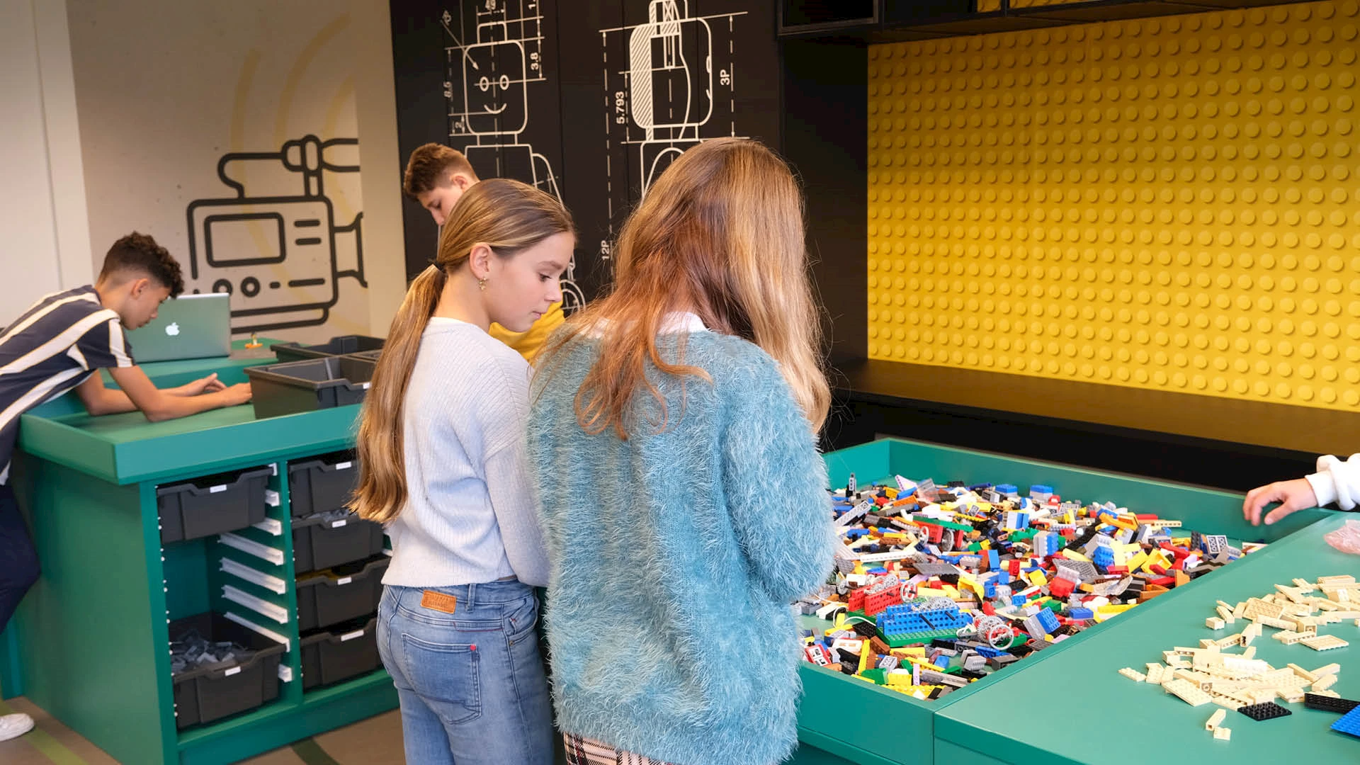 Vwo - Assink lyceum - Libre Service Junior 1 Vwo