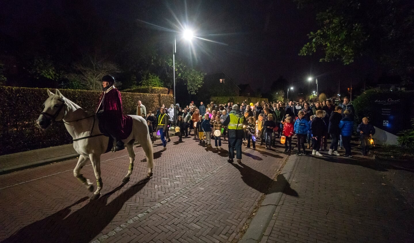 Wat vieren we met Sint-Maarten? ‘Dit feest heeft oudere papieren dan - Wat Vieren We Met Sint Maarten