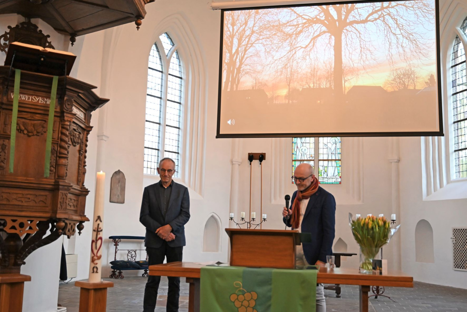 Wederom volle kerk bij de Preek van de leek | Nieuws | SleenWeb - De Preek Van De Leek