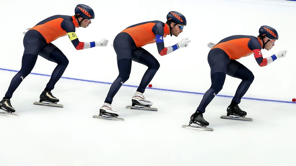 Wereldbeker schaatsen Stavanger: Ploegenachtervolging mannen - Nederlands Record 500 Meter Schaatsen Mannen