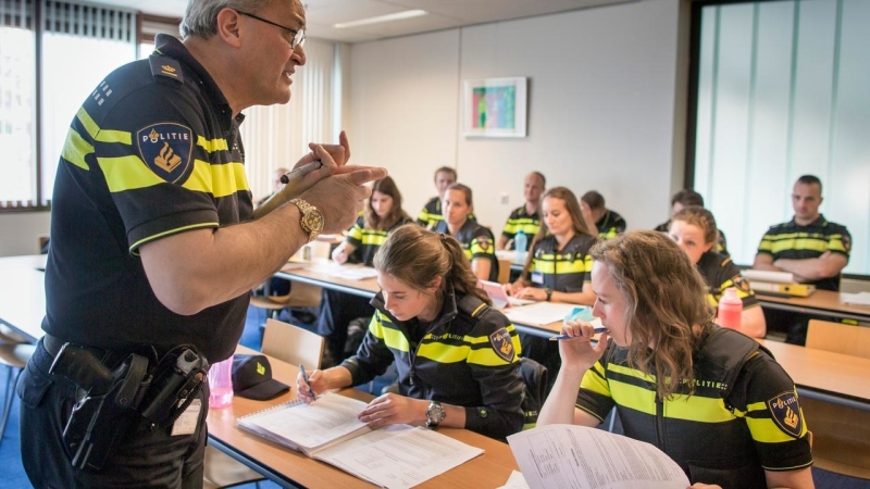 werken bij politie zonder diploma? | Vind hier Informatie - Hoe Kom Je Bij De Dsi