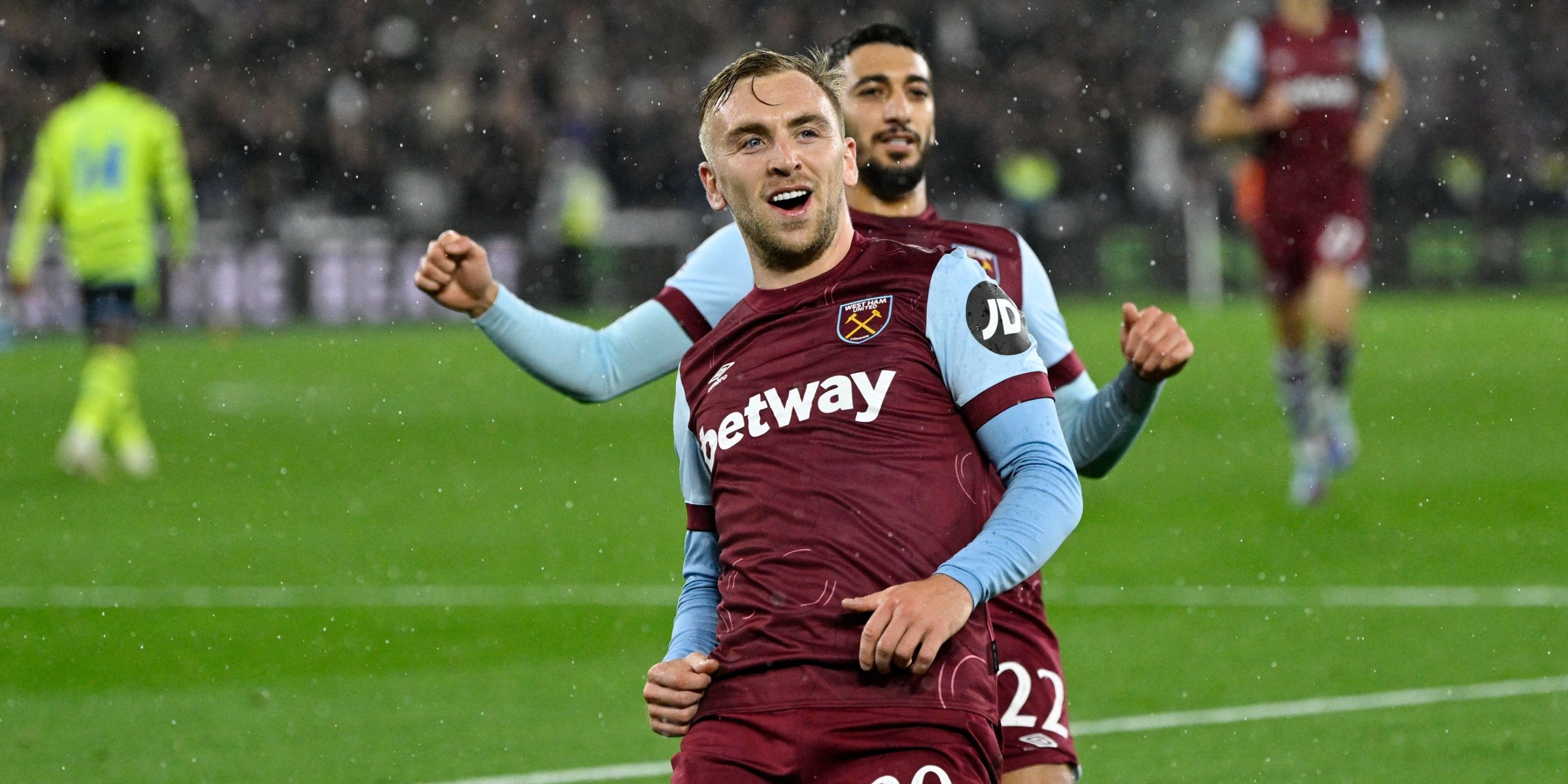West Ham could supercharge Bowen with move for "insane" £30m " machine" - Coen Van Heycop Ten Ham