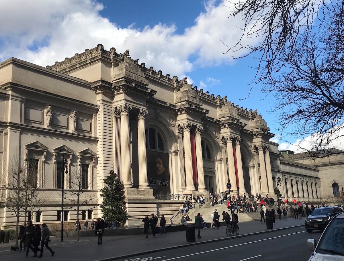 What Artworks To See at Metropolitan Museum of Art in New York - Museum Haus Am Checkpoint Charlie Berlin