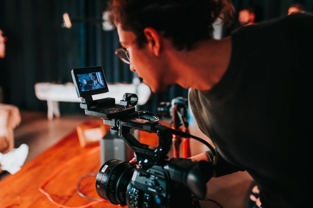 What Does an Art Director Do in Film? - Mack Sennett Studios - Wat Is Een Art Director