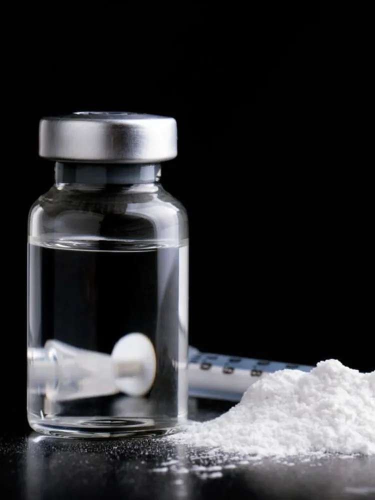 What Is GHB Addiction? | Signs & Symptoms | Rehabs UK - Wat Is Ghb En Wat Doet Het