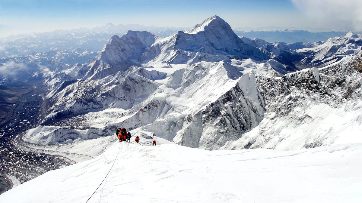 What is the tallest mountain that can grow on Earth? - Hoe Hoog Is De Hoogste Berg Ter Wereld