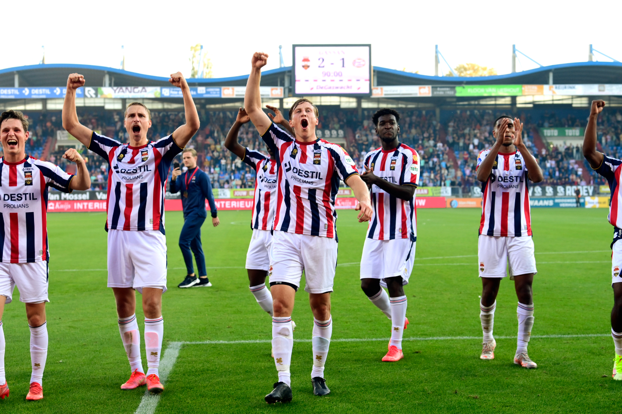Willem II move up to second with Brabant derby win as Ajax march on - Wanneer Kan Willem 2 Kampioen Worden