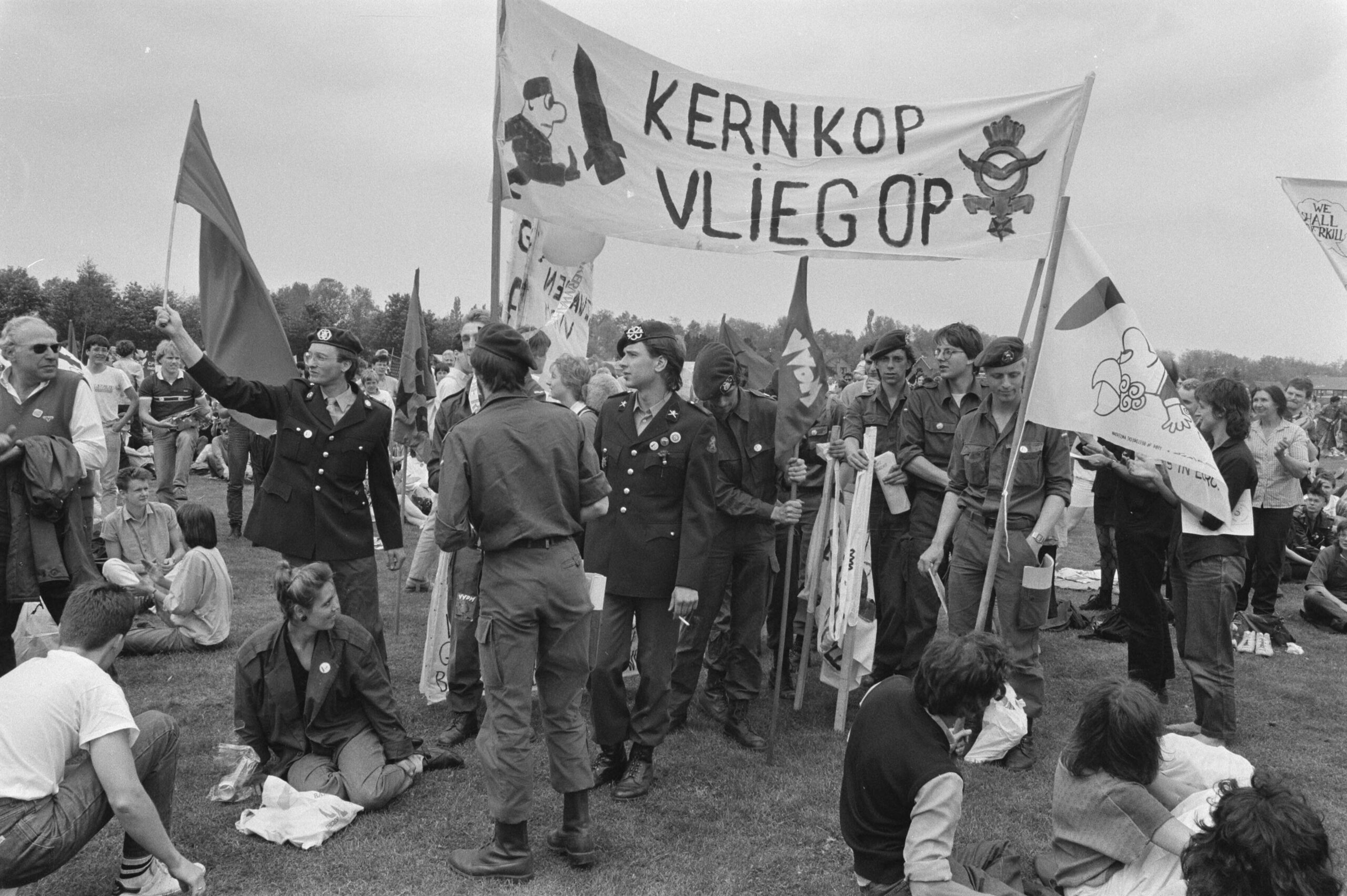 Woensdrecht en het VrouwenAktieKamp (VAK) | Koude Oorlog Verhalen - Wat Is De Koude Oorlog
