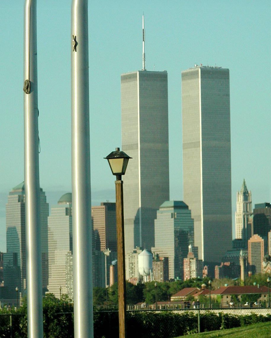 Wanneer Zijn De Twin Towers Gebouwd