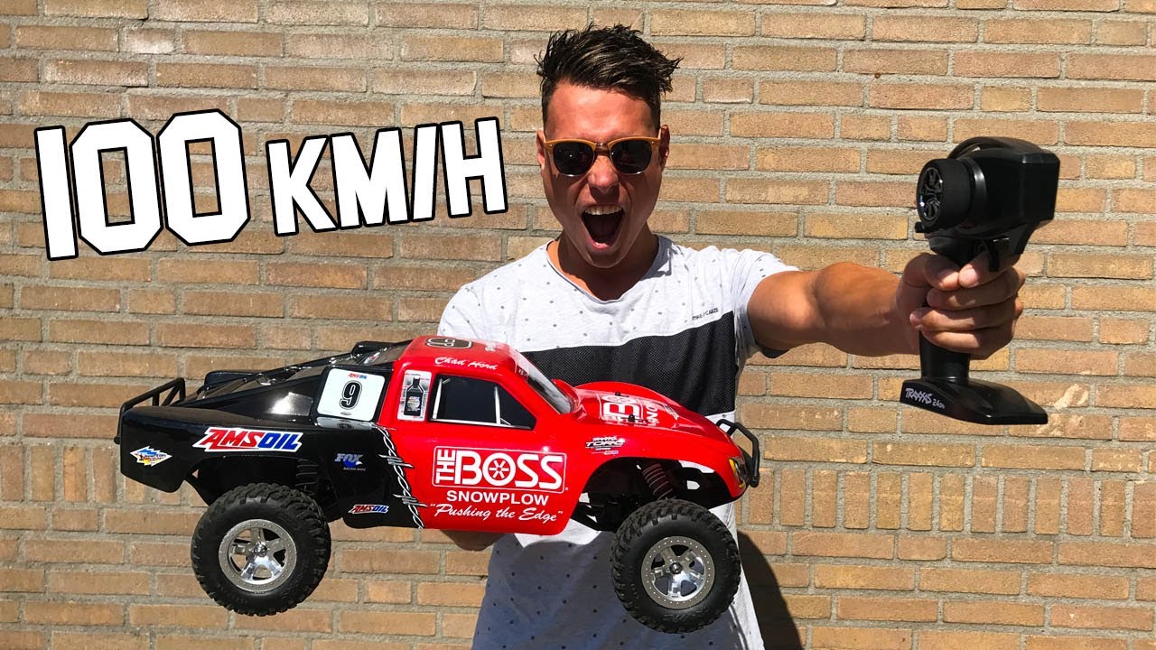 WOW, DEZE BESTUURBARE AUTO GAAT 100KM/H PER UUR! - YouTube - Hoeveel Afstand Bij 100 Km Per Uur