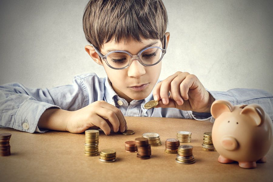 Zakgeld l 9 tips om je kind te leren omgaan met geld - CJG043 - Hoeveel Geld Mag Je Je Kind Schenken