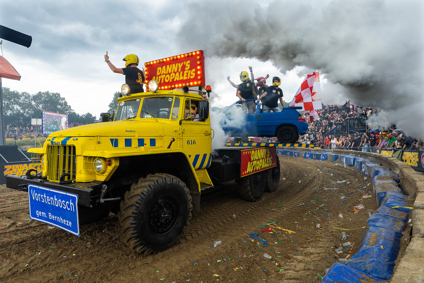 Zet deze data maar in de agenda: kaartverkoop Zwarte Cross begint in - Hoe Groot Is Zwarte Cross