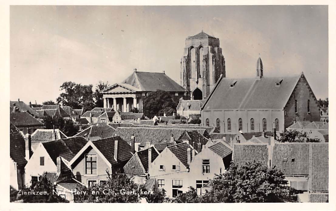 Zierikzee Ned. Hervormde Kerk en Chr. Gereformeerde Kerk 1955 HC39749 - Chr Ger Kerk Zierikzee