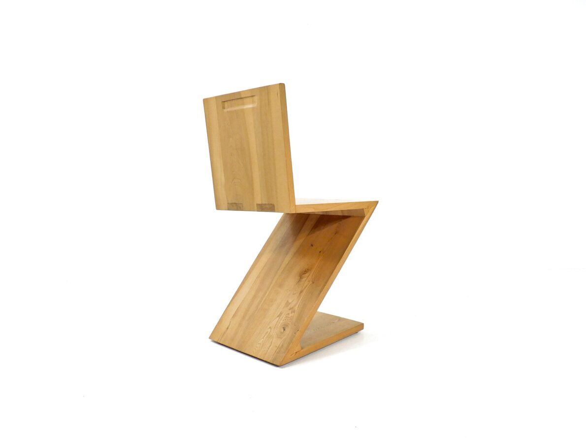 "Zigzagstoel" - Gerrit Rietveld - Welke Architect Ontwierp De Wereldberoemde Zigzagstoel