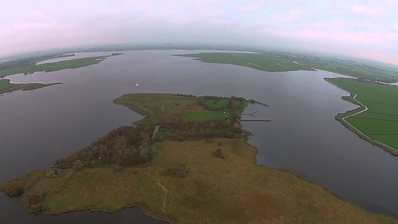 ZO eiland Alkmaardermeer gezien van boven - YouTube - Wat Voor Soort Eiland Vormen Spanje En Portugal
