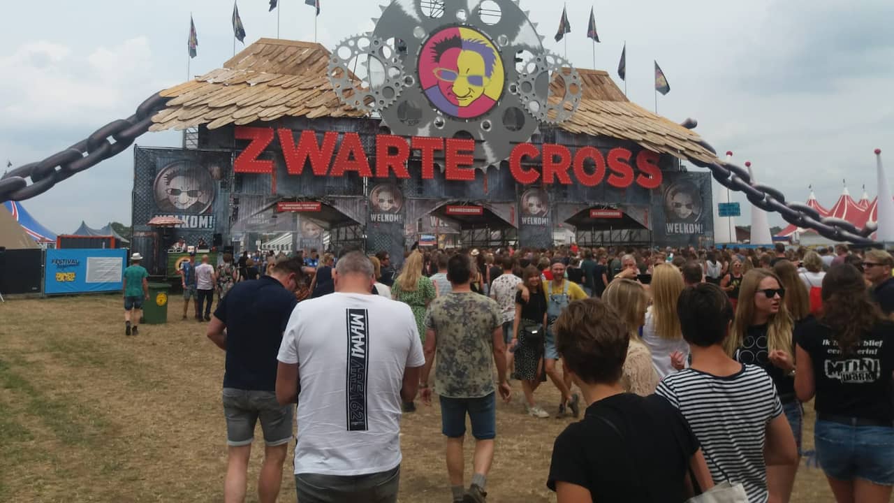 Hoeveel Mensen Op Zwarte Cross