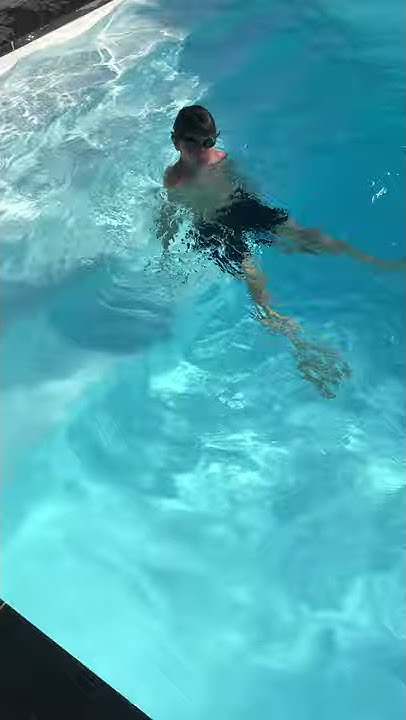 Zwemmen in het helderste zwembadwater? Een zwembad in je eigen tuin - Kun Je Zwemmen In Groen Zwembadwater